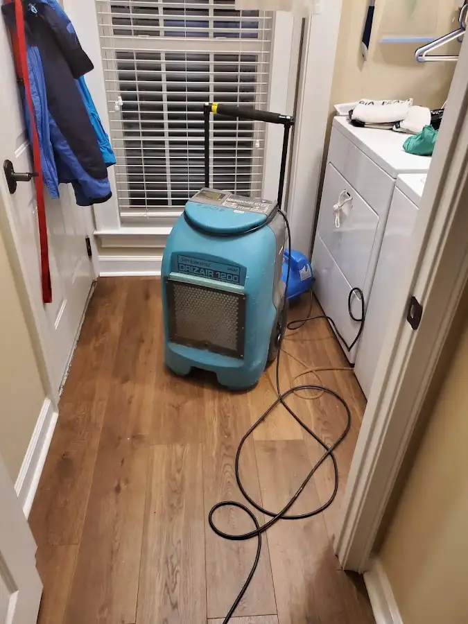 Commercial dehumidifier deployed for Flood Damage Cleanup in Stevensville